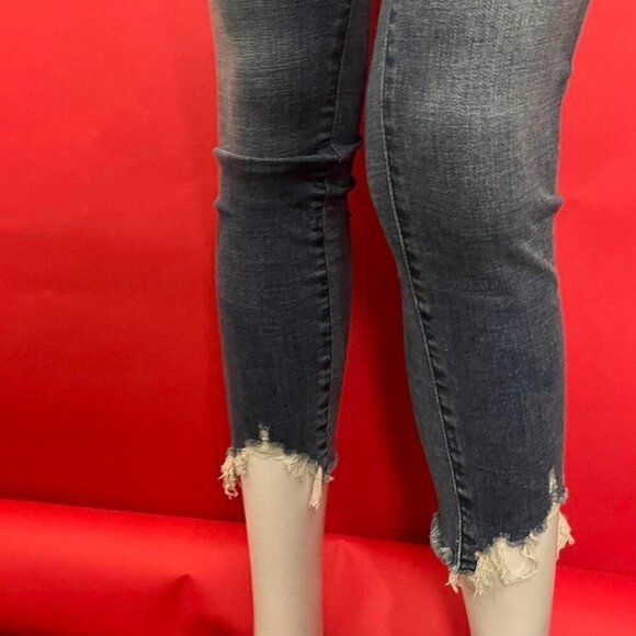 Abercrombie & fitch / Y2K lowrise blue jean capris 💙💙​​​​​​ - Picture 2 of 6